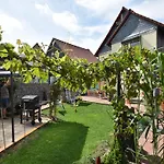 Schoene In * Veckenstedt